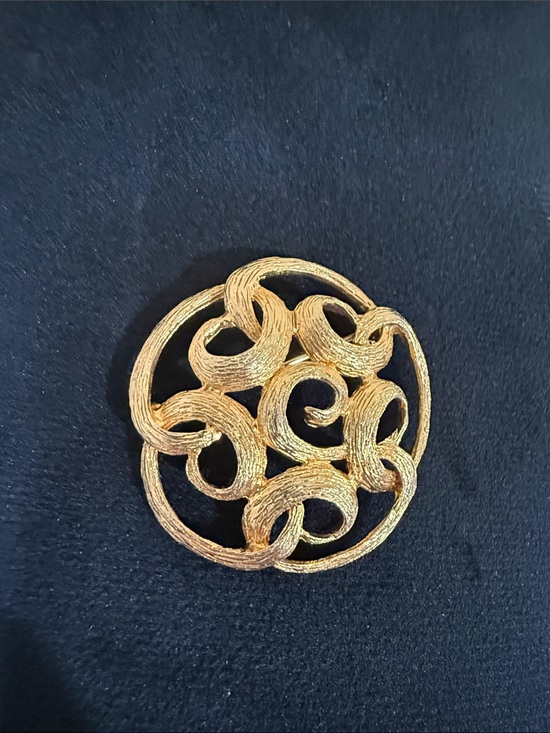 Unknown Jewelry - Women’s Gold Brooches Statement Jewelry